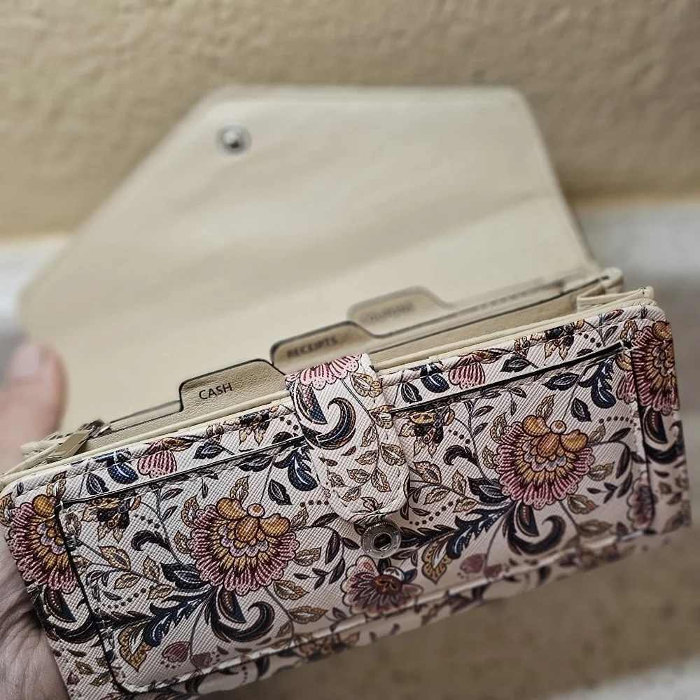 Apt 9 Paisley RFID Blocking wallet